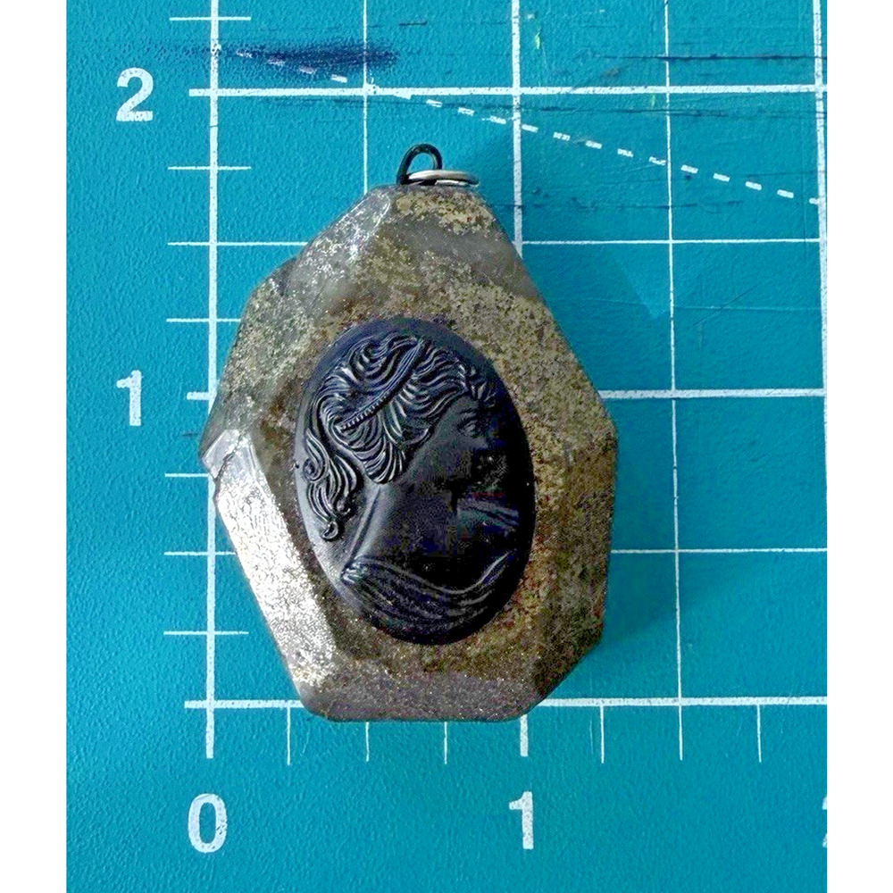 Vintage Stone Pendant Black Cameo Lady Carved Natural Rock Unique - Picture 6 of 8